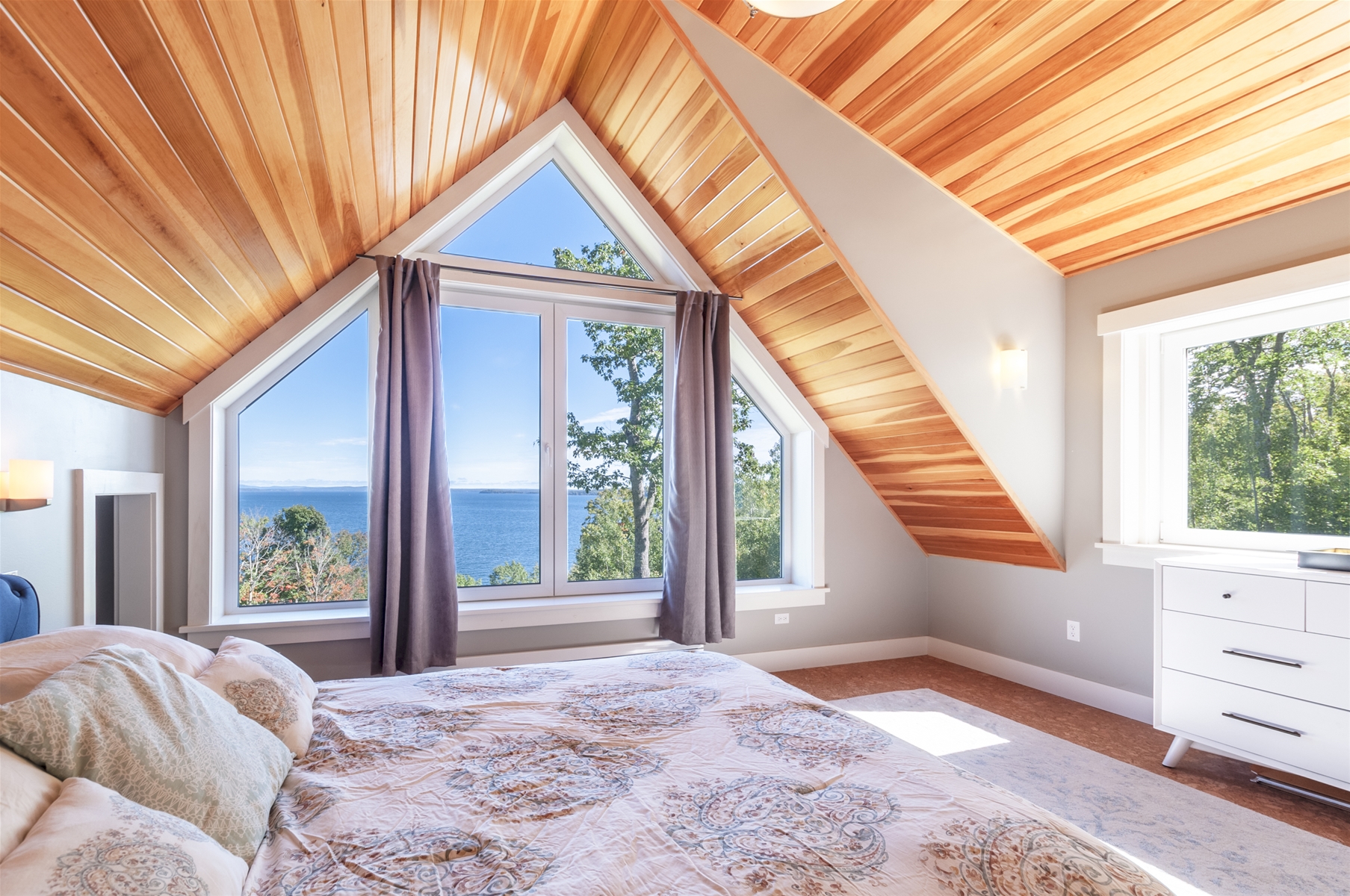 On the Water in Maine Vacation Rental Homes